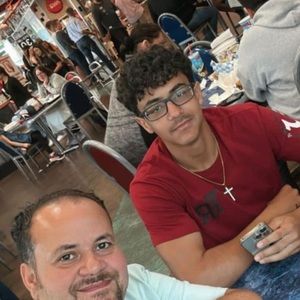 Meet your Posher, Robert